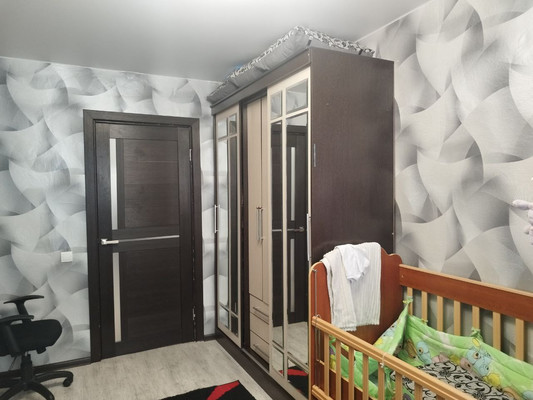 Продам трехкомнатную (3-комн.) квартиру, им. Матэ Залки ул, 13, Симферополь г