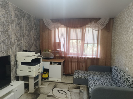 Продам трехкомнатную (3-комн.) квартиру, им. Матэ Залки ул, 13, Симферополь г