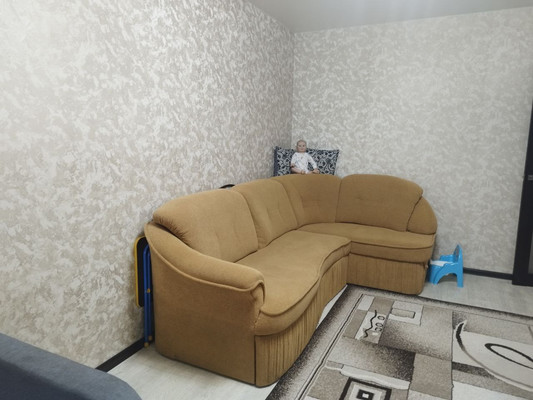 Продам трехкомнатную (3-комн.) квартиру, им. Матэ Залки ул, 13, Симферополь г