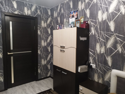 Продам трехкомнатную (3-комн.) квартиру, им. Матэ Залки ул, 13, Симферополь г