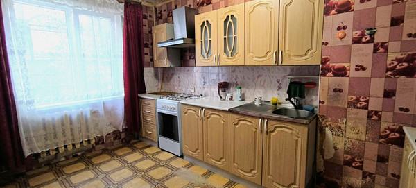 Сдам многокомнатную квартиру, Карла Либкнехта ул, 4, Крымск г