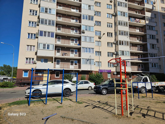 Продам трехкомнатную (3-комн.) квартиру, Объездная ул, 39, Анапа г