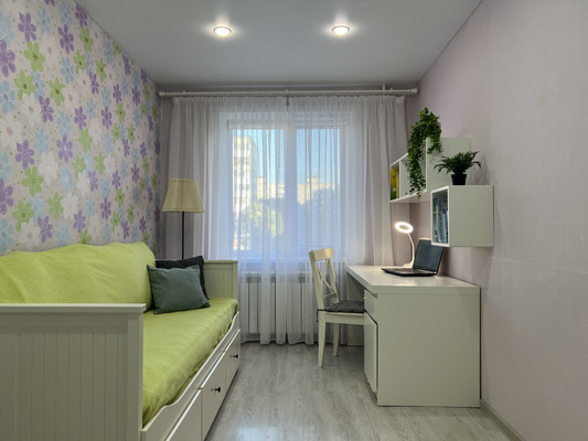 Продам двухкомнатную (2-комн.) квартиру, Комиссара Пожарского ул, 14, Пермь г