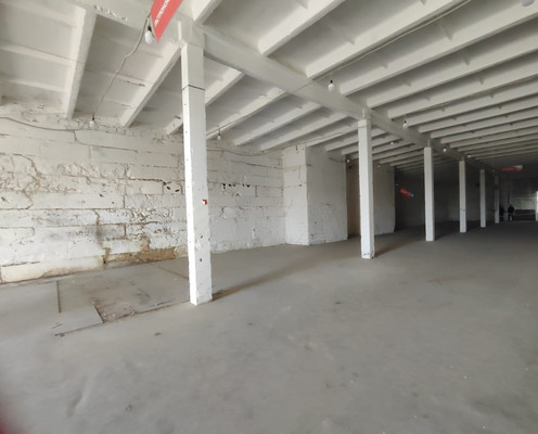 Сдам торговое помещение 865 м2, Колхозный пер, 6, Нижнегорский пгт