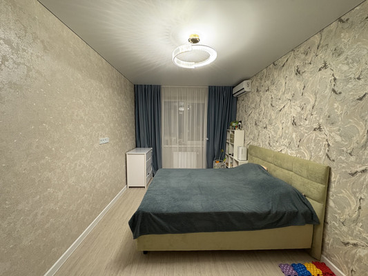 Продам двухкомнатную (2-комн.) квартиру, Горсоветская ул, 49к1, Ростов-на-Дону г