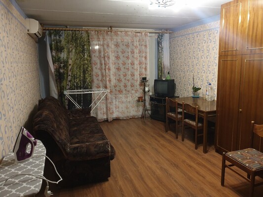 Продам однокомнатную (1-комн.) квартиру, 9-я Парковая ул, 8, Москва г