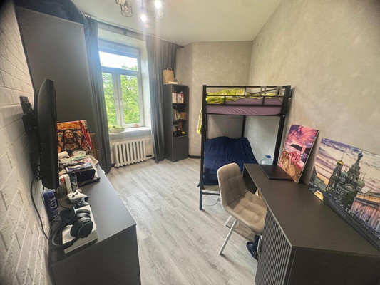 Продам комнату в 6-комн. квартире, Стачек пр-кт, 46А, Санкт-Петербург г