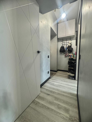 Продам комнату в 6-комн. квартире, Стачек пр-кт, 46А, Санкт-Петербург г