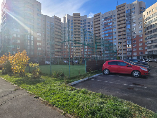 Продам двухкомнатную (2-комн.) квартиру, Бородинский б-р, 12, Подольск г