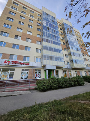 Продам двухкомнатную (2-комн.) квартиру, Тунакова ул, 45к1, Казань г