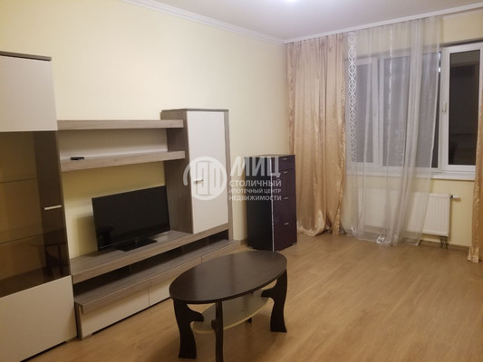 Продам трехкомнатную (3-комн.) квартиру, Митинская ул, 28к2, Москва г