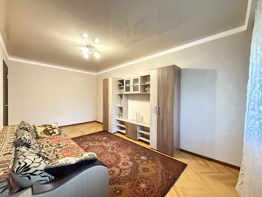 Продам однокомнатную (1-комн.) квартиру, Кооперативный пер, 2, Нальчик г