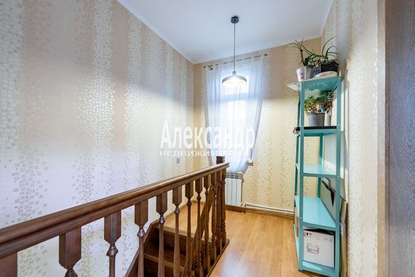 Продам таунхаус в поселке Золотые Ключи, Александровская ул, Нижняя д, 15 км от города