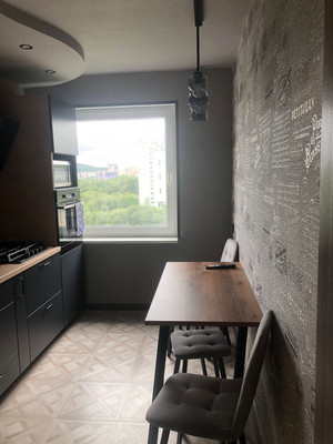 Продам двухкомнатную (2-комн.) квартиру, Кольский пр-кт, 198, Мурманск г