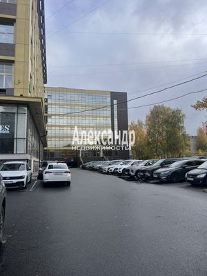 Сдам склад 302 м2, Новолитовская ул, 15Д, Санкт-Петербург г