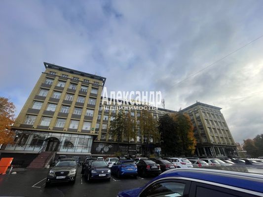 Сдам склад 302 м2, Новолитовская ул, 15Д, Санкт-Петербург г