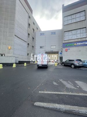 Сдам склад 302 м2, Новолитовская ул, 15Д, Санкт-Петербург г