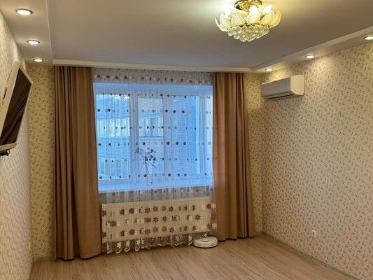 Продам трехкомнатную (3-комн.) квартиру, Новоселов ул, 37к1, Рязань г