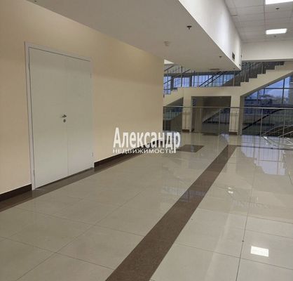 Сдам склад 426 м2, Новолитовская ул, 15Д, Санкт-Петербург г