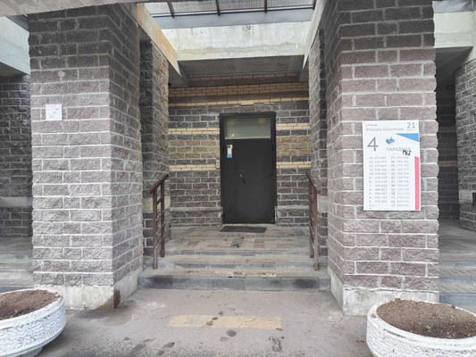 Продам трехкомнатную (3-комн.) квартиру, Фёдора Абрамова ул, 21к1, Парголово п