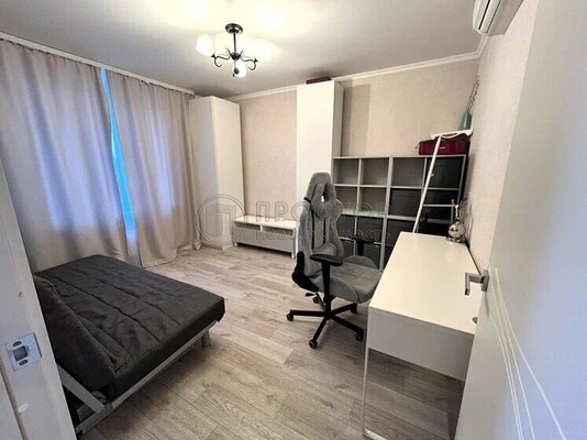 Продам двухкомнатную (2-комн.) квартиру, Студенческая ул, 17, Москва г
