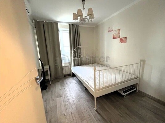 Продам двухкомнатную (2-комн.) квартиру, Студенческая ул, 17, Москва г