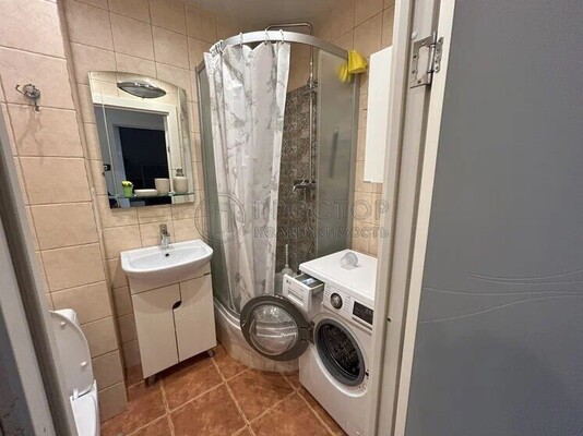 Продам двухкомнатную (2-комн.) квартиру, Студенческая ул, 17, Москва г