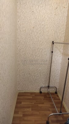 Продам двухкомнатную (2-комн.) квартиру, Изюмская ул, 37к2, Москва г