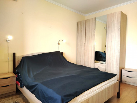 Продам трехкомнатную (3-комн.) квартиру, Митинская ул, 28к2, Москва г