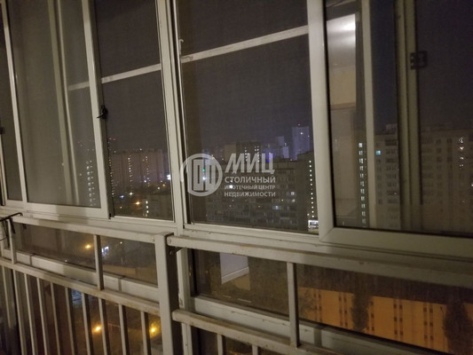Продам трехкомнатную (3-комн.) квартиру, Митинская ул, 28к2, Москва г