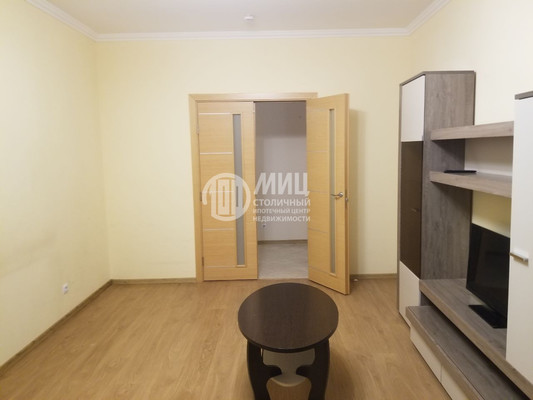 Продам трехкомнатную (3-комн.) квартиру, Митинская ул, 28к2, Москва г