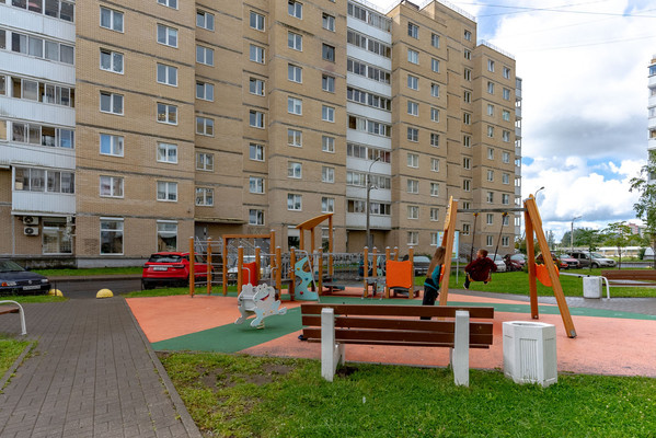 Продам многокомнатную квартиру, Освобождения ул, 31Ак1, Красное Село г