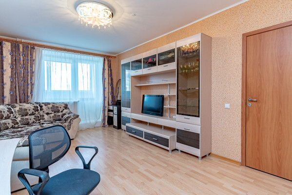 Продам многокомнатную квартиру, Освобождения ул, 31Ак1, Красное Село г