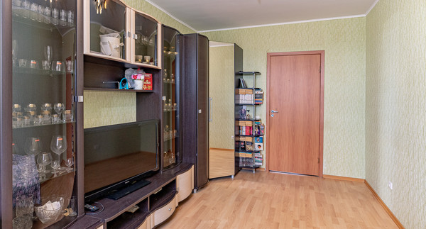 Продам многокомнатную квартиру, Освобождения ул, 31Ак1, Красное Село г