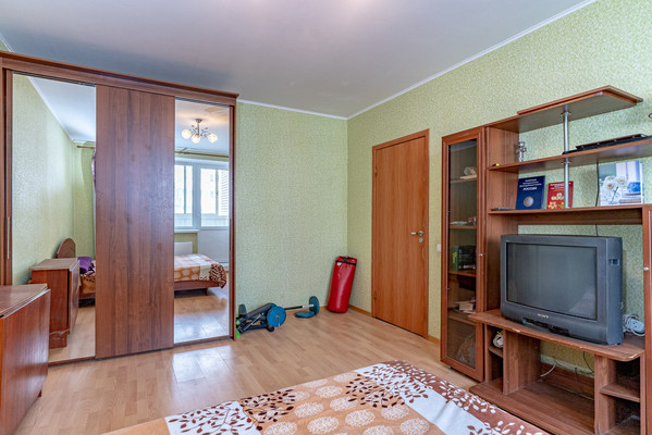 Продам многокомнатную квартиру, Освобождения ул, 31Ак1, Красное Село г