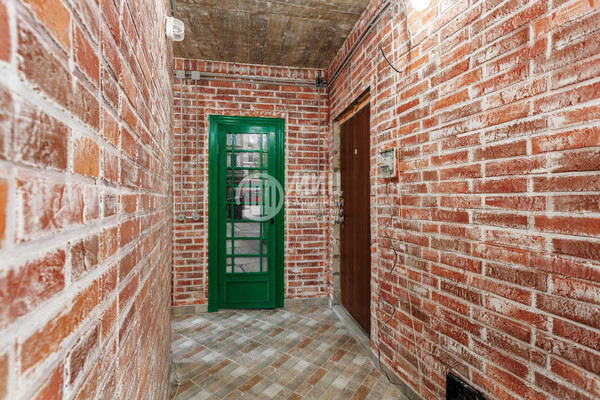 Продам двухкомнатную (2-комн.) квартиру, Германа Титова ул, 2к2, Химки г