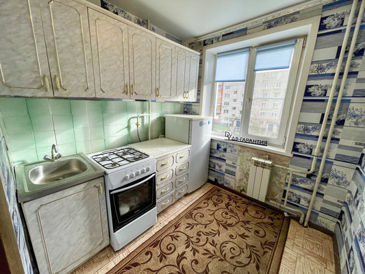 Продам двухкомнатную (2-комн.) квартиру, 1-й Микрорайон ул, 21, Эльбан рп