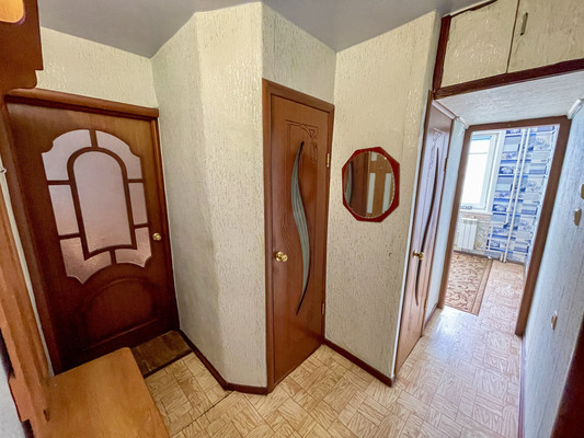 Продам двухкомнатную (2-комн.) квартиру, 1-й Микрорайон ул, 21, Эльбан рп
