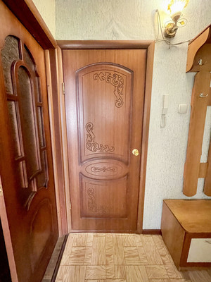 Продам двухкомнатную (2-комн.) квартиру, 1-й Микрорайон ул, 21, Эльбан рп