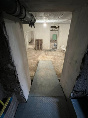 Продам коммерческое помещение 218,5 м2, Коммунистическая ул, 38, Сыктывкар г