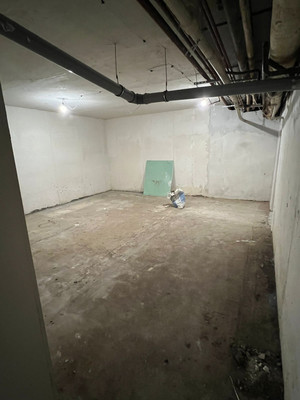 Продам коммерческое помещение 218,5 м2, Коммунистическая ул, 38, Сыктывкар г