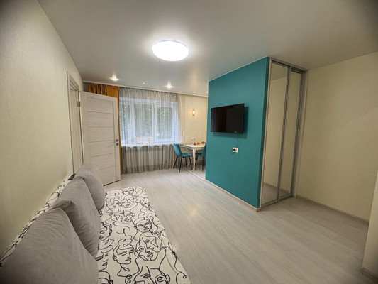 Продам трехкомнатную (3-комн.) квартиру, Мингажева ул, 125, Уфа г