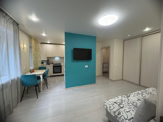Продам трехкомнатную (3-комн.) квартиру, Мингажева ул, 125, Уфа г