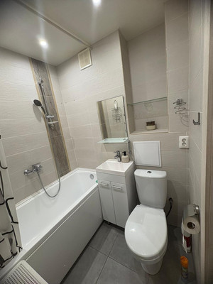 Продам трехкомнатную (3-комн.) квартиру, Мингажева ул, 125, Уфа г