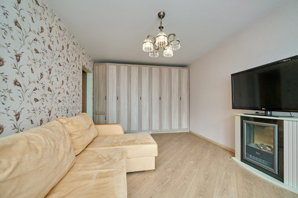 Продам двухкомнатную (2-комн.) квартиру, Высотная ул, 3, Домодедово с