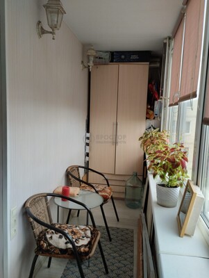 Продам трехкомнатную (3-комн.) квартиру, Карбышева ул, 33, Нахабино рп
