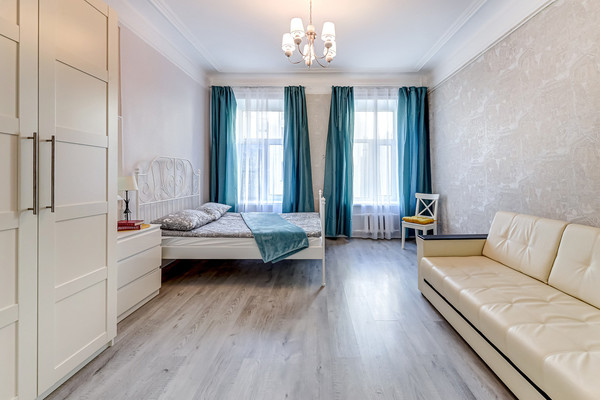 Продам многокомнатную квартиру, Невский пр-кт, 45/2, Санкт-Петербург г