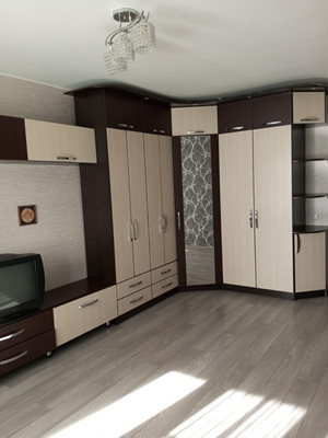 Продам двухкомнатную (2-комн.) квартиру, Технический проезд, 4, Великий Новгород г
