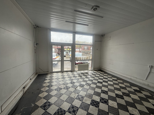 Сдам торговое помещение 50 м2, Губернский ряд тер, 2, Чехов г