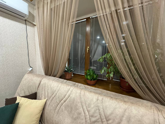 Продам двухкомнатную (2-комн.) квартиру, 70 лет Октября ул, 12, Стрехнино с